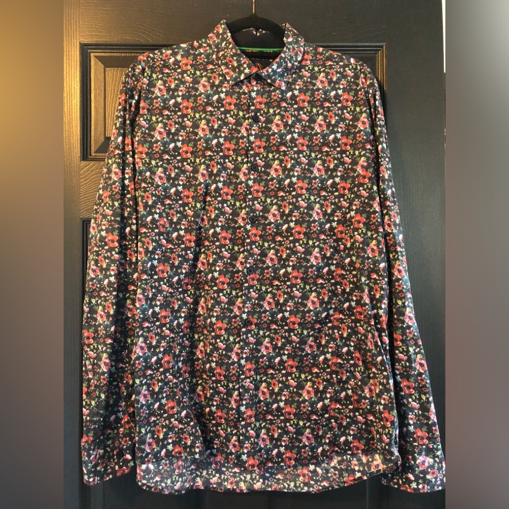 Men's John Lennon Black Floral Button-Down Shirt - Red/Pink Floral
Size L
Cotton